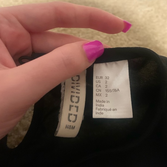 H&M Beaded Bell Sleeve Blouse - Picture 3 of 3